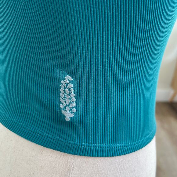 FREE PEOPLE Women's All Clear V Neck Cami Size XS-S In End Zone - Picture 6 of 13